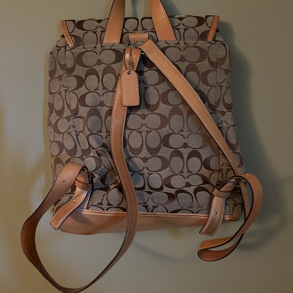 Coach Backpack Vintage Monogram… Very nice preowned condition, beautiful piece! - Picture 4 of 12